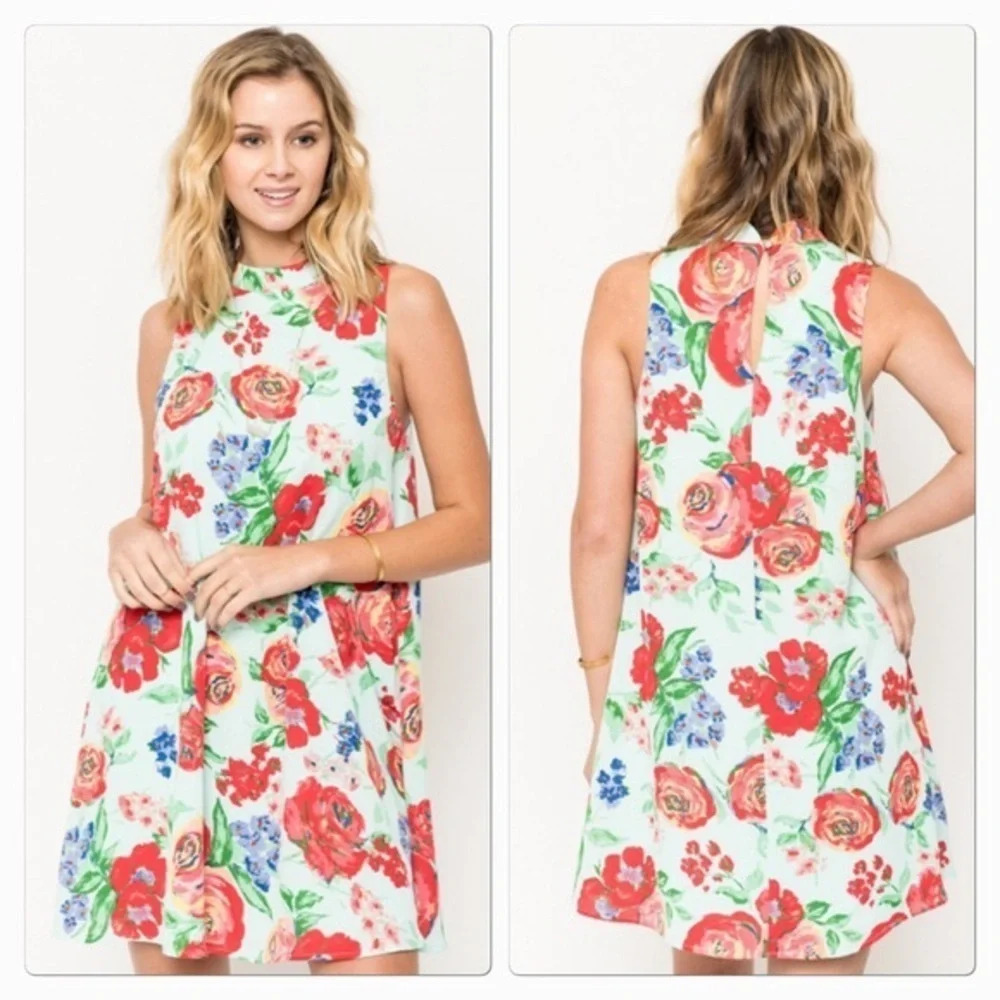 Everly Kira Floral Mock Neck Dress Swing Roses S